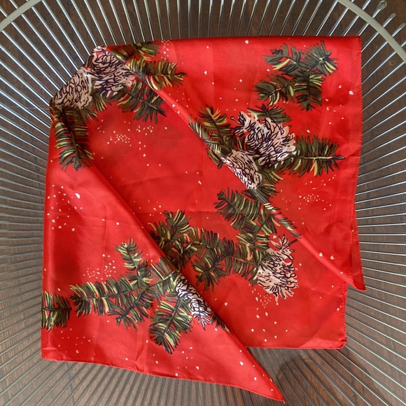 Vintage Christmas Holiday festive scarf - Picture 10 of 10